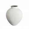 Poterie. Vase H.29cm blanc interieur émaillé noir